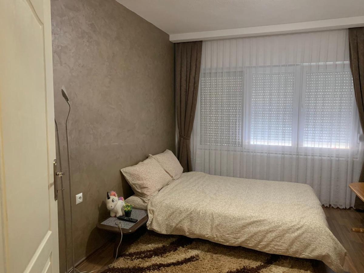Bosanski Samac Anja Apartman מראה חיצוני תמונה